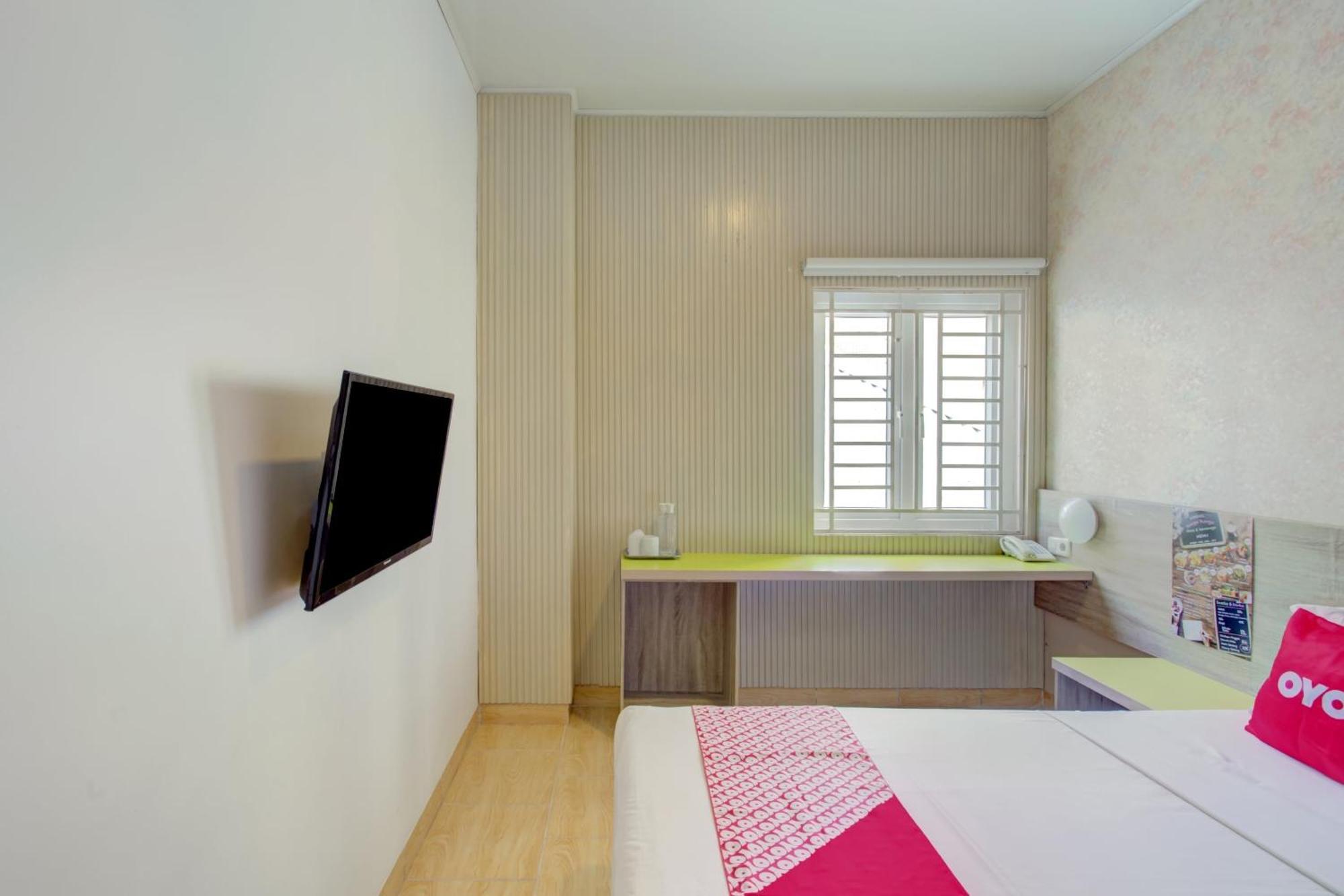 Hotel O Gambir Near Juanda Station Formerly Bunga Dahlia 자카르타 외부 사진