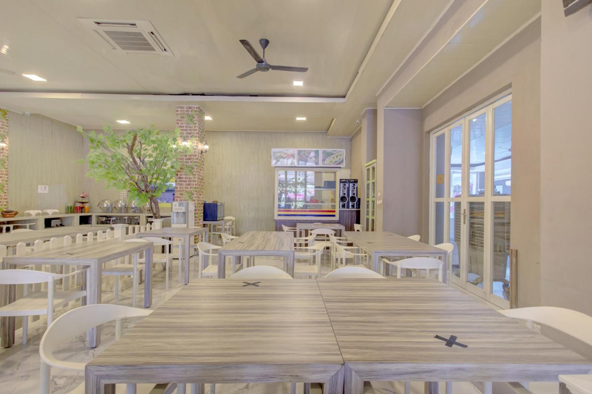 Hotel O Gambir Near Juanda Station Formerly Bunga Dahlia 자카르타 외부 사진